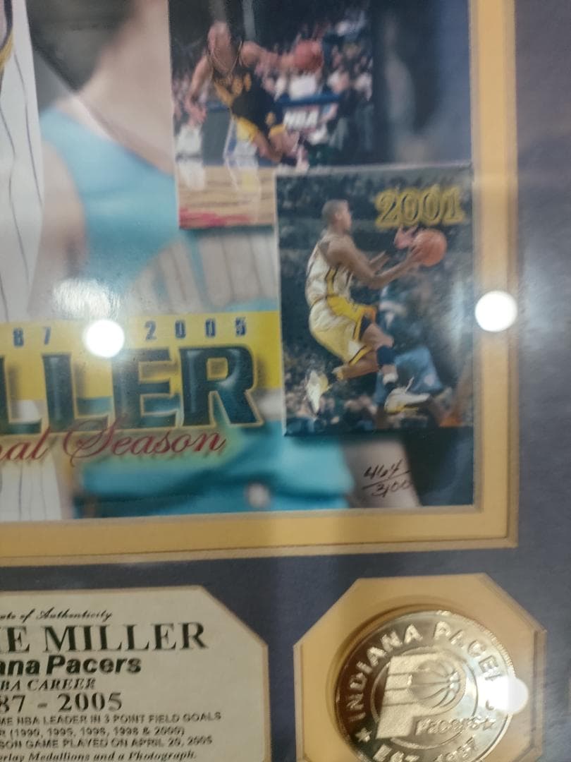 レジー・ミラー 引退記念フレーム