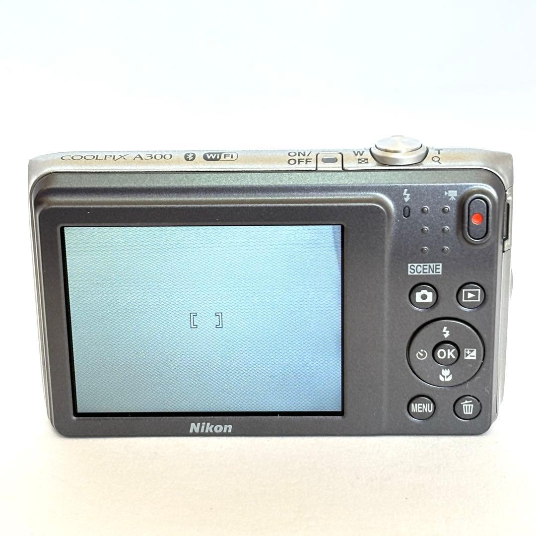 【美品】Nikon coolpix A300 ニコン　デジガメ　SDカード2GB
