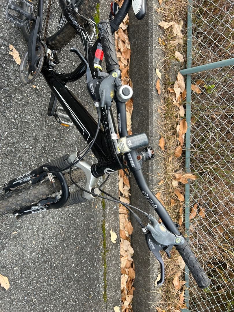 ソ連人様　giant マウンテンバイク Acid in the sky