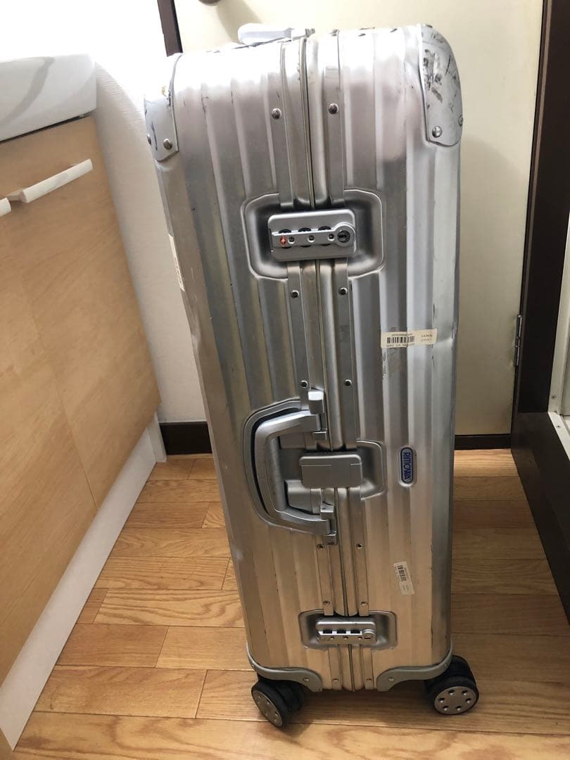 RIMOWA リモワ　4輪　スーツケース　93277 シルバー