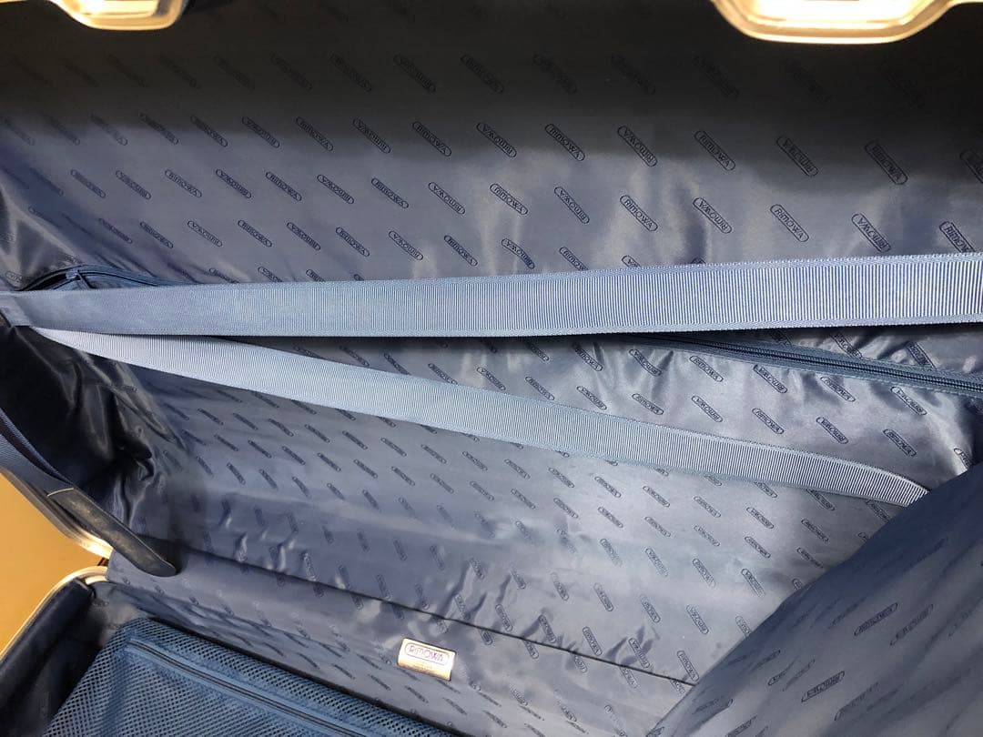 RIMOWA リモワ　4輪　スーツケース　93277 シルバー