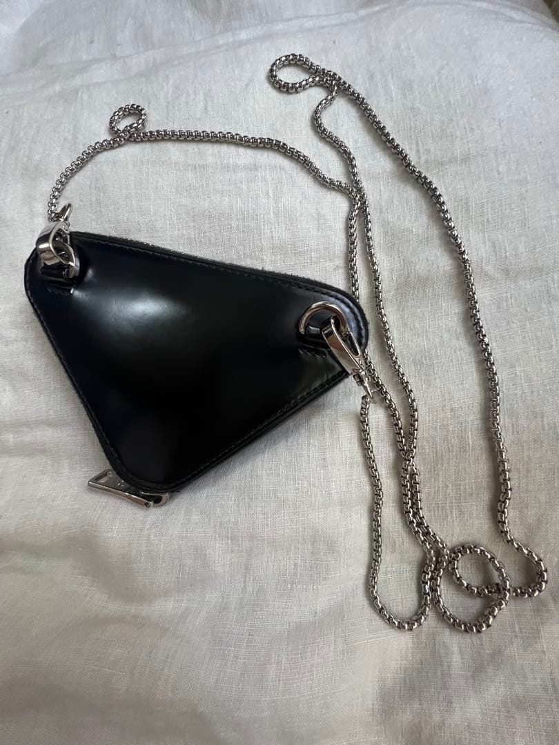 【極美品】PRADA 三角形ケース ブラック　ショルダーバッグ　ポーチ