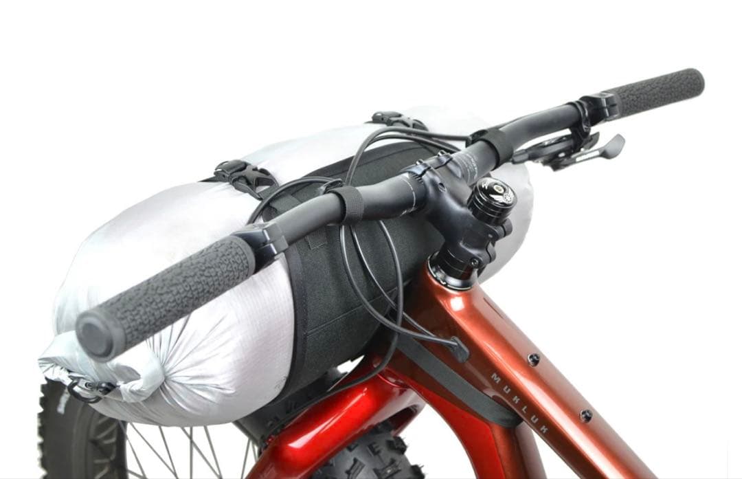 OVEJA NEGRA フロントエンドローダー ドライバッグマウント - メルカリ