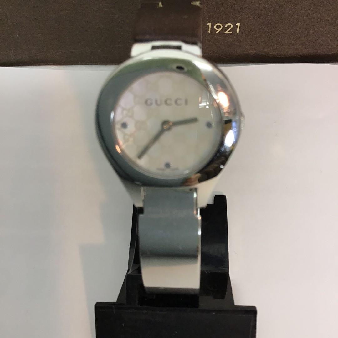 ‼️GUCCIグッチ‼️ステンレスブレスタイプ　6700Lサファイアクリスタル 時計