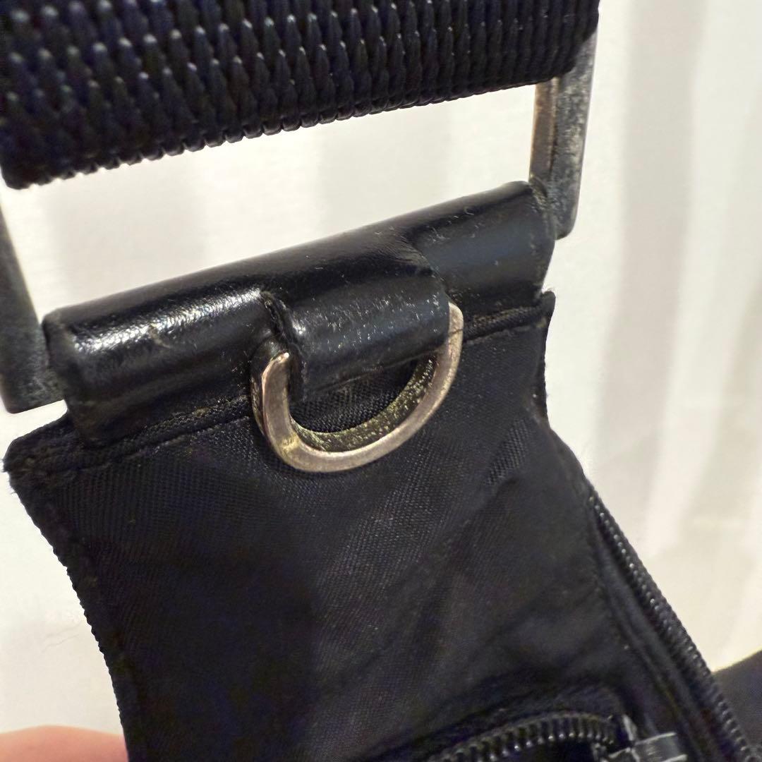 PRADA ブラック ショルダーバッグ ジャンク プラダ
