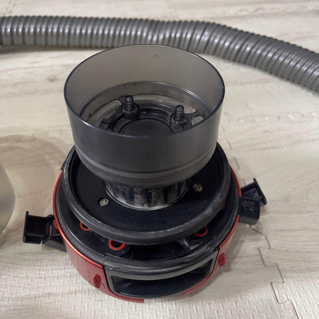 【美品】東芝 トルネオV VC-YG610M サイクロン掃除機 レッド 軽量