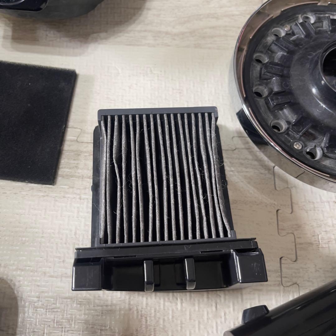 【美品】東芝 トルネオV VC-YG610M サイクロン掃除機 レッド 軽量