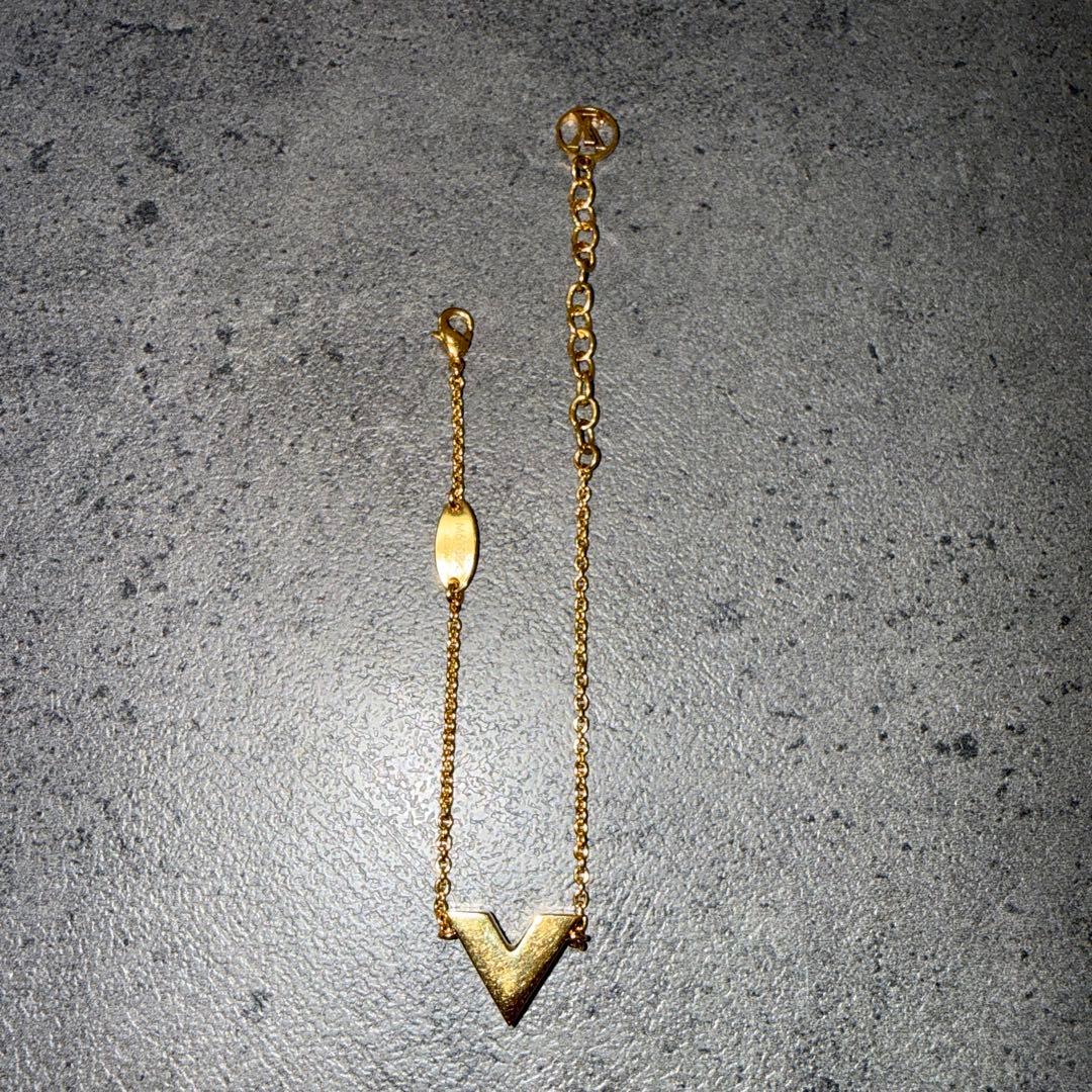 ルイヴィトン　ブレスレット・エセンシャルV