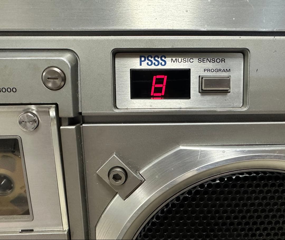 ゆのかる COLUMBIA ラジカセ Hitachi TRK-8180