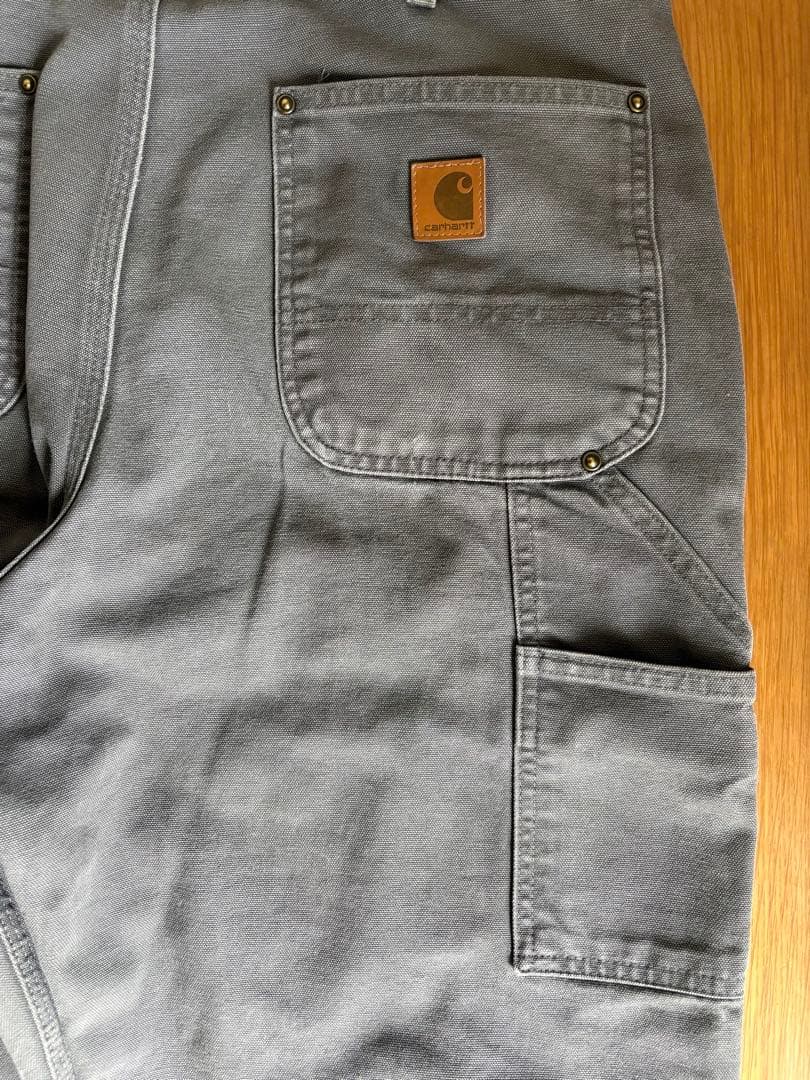 CarharttダブルニーグレーB136 GVL W33L32 - メルカリ