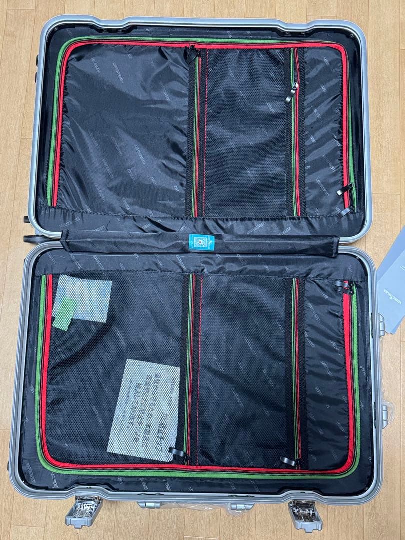 LEGEND WALKER シルバー TSAロック付き キャリーケース