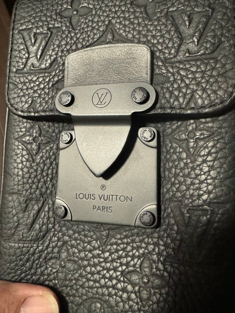LOUIS VUITTON M81924 ショルダーバッグ　メンズ