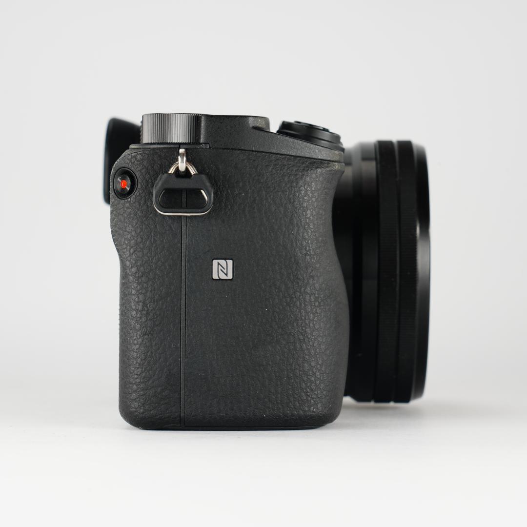 子どもの2度と戻らない瞬間を美しく、最高カメラ SONY α6400 ミラーレス