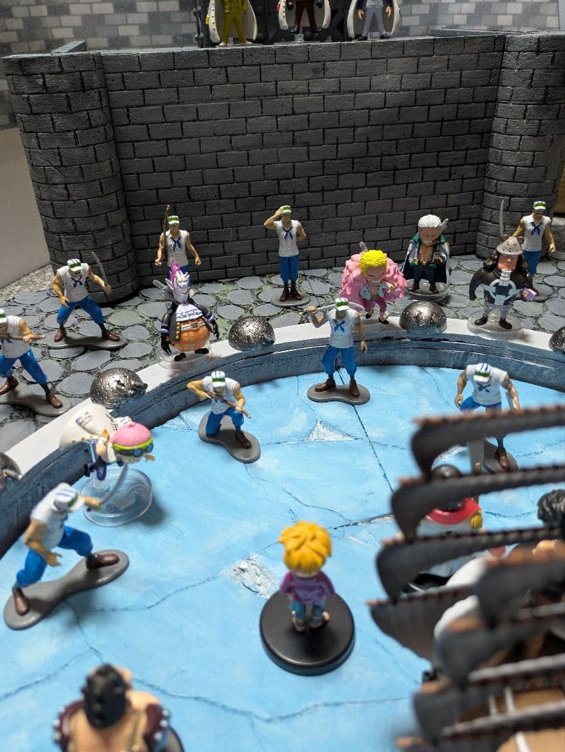 送料込み】ジオラマ ワンピース 海軍本部 マリンフォード 頂上戦争