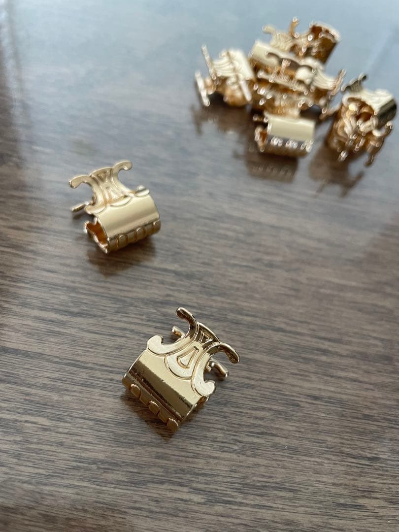 即日発送】CELINE セリーヌ ヘアクリップ ゴールド ノベルティ2個