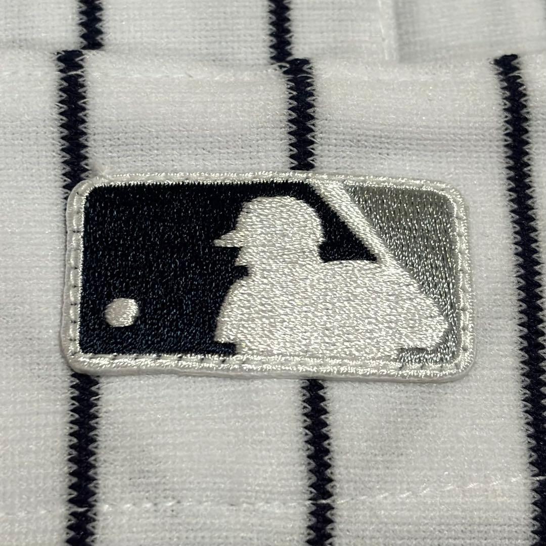 ヤンキース イチロー ユニフォーム & 実使用サイン入り バッティンググローブ