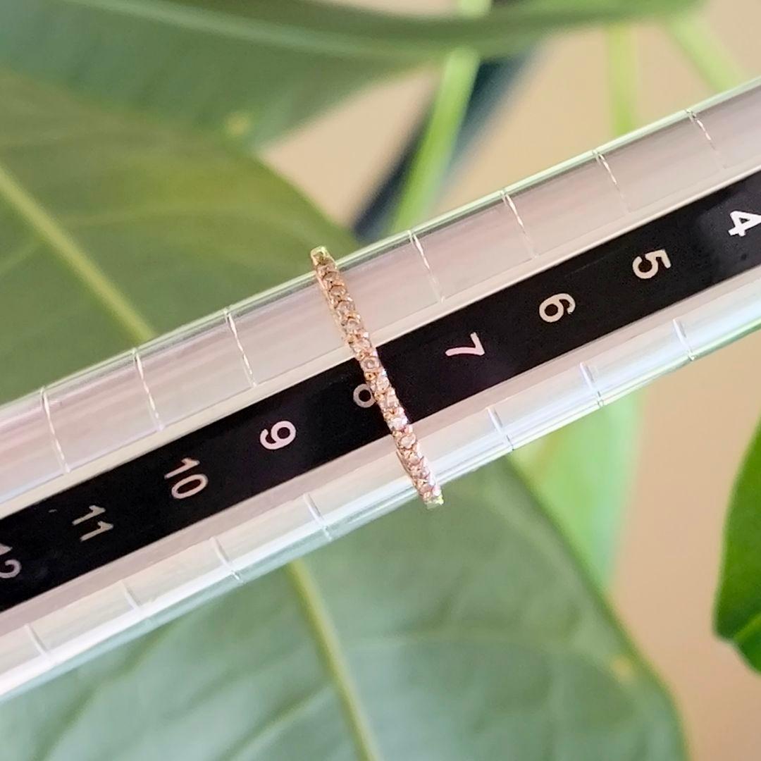 NOJESS　K10 YG　ハーフエタニティ　ダイヤ　0.08ct　リング　8号