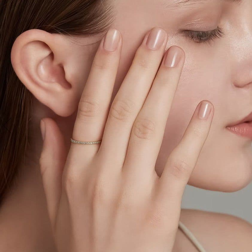 NOJESS　K10 YG　ハーフエタニティ　ダイヤ　0.08ct　リング　8号