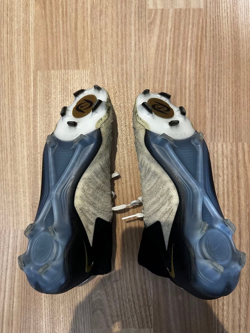 マルフォイNike ファントムルナエリートFG