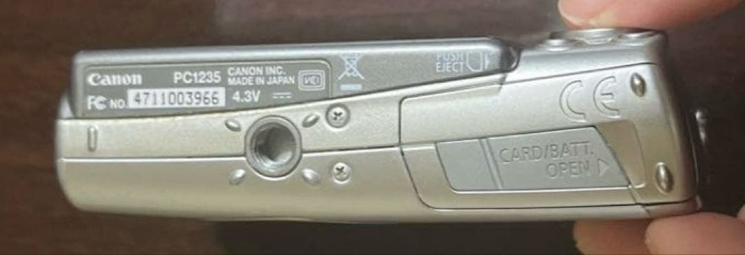 Canon IXY DIGITAL 810 IS デジカメ　付属品あり　箱あり