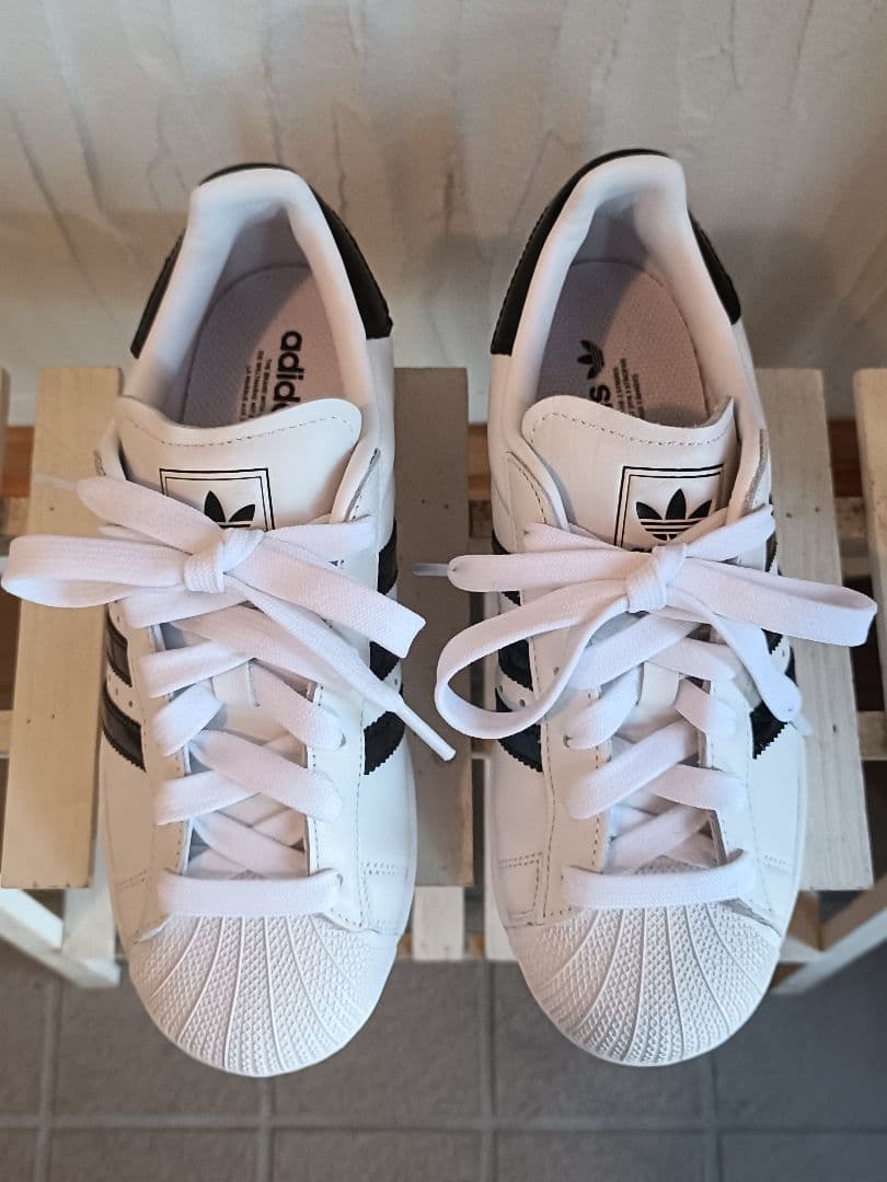 新品　adidas SUPERSTAR 24.0 アディダス　スーパースター