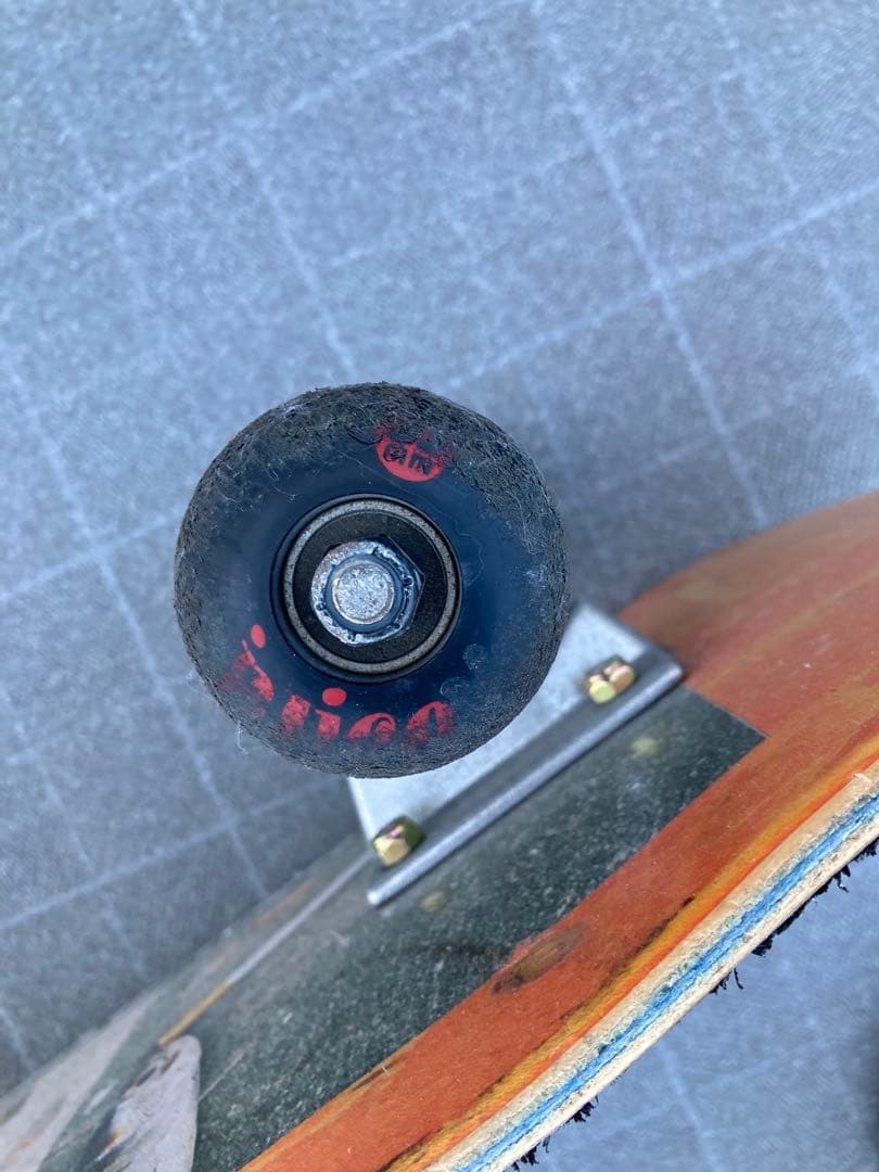 スケートボード　BAKER