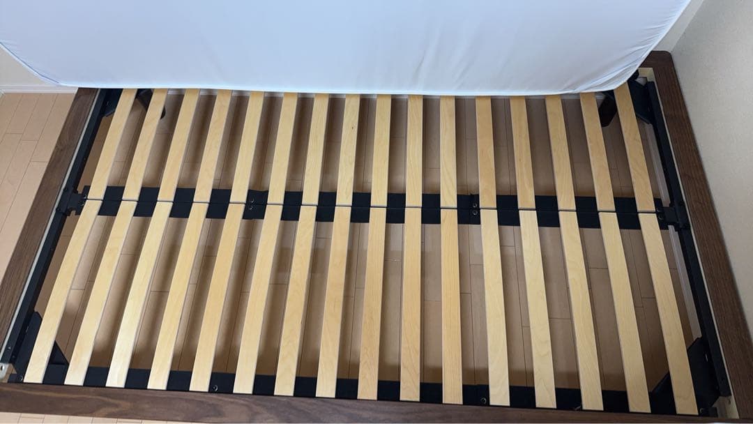 無印良品　￼セミダブル　木製ベッドフレーム(木製足付き)