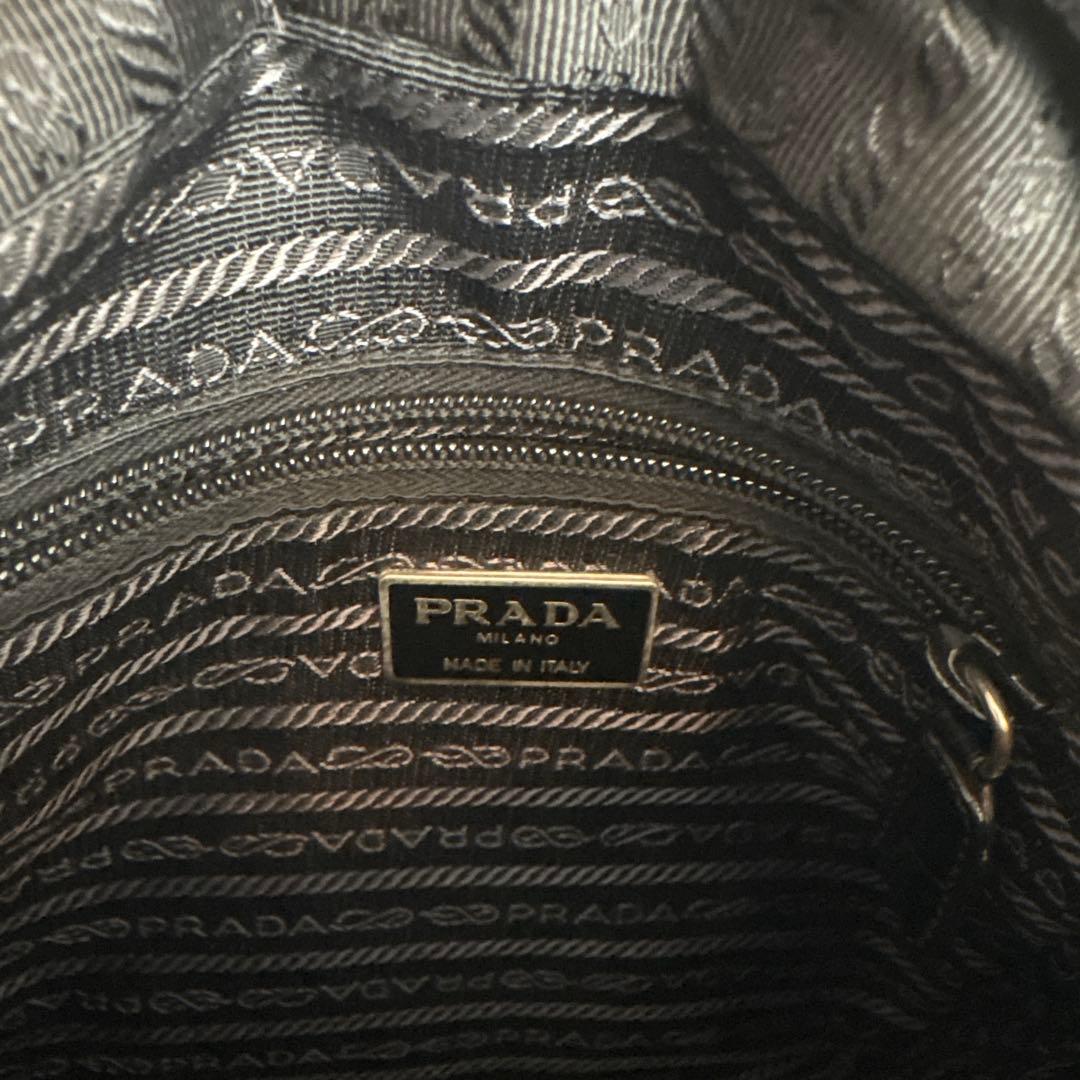希少プラダ⭐︎ミニリュック⭐︎バックパック⭐︎三角プレート⭐︎クロコ⭐︎型押し