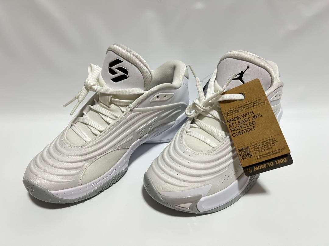 【未使用】ルカ3 TB PF ジョーダン　25.5cm