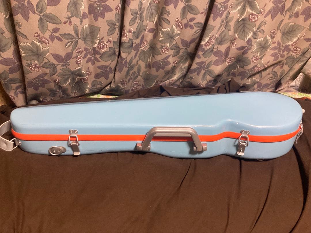 バイオリンケース