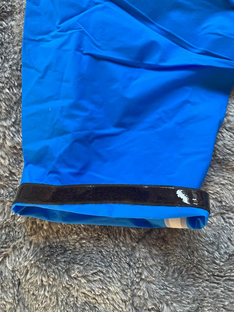 【美品】アリーナ　高速水着　Mサイズ