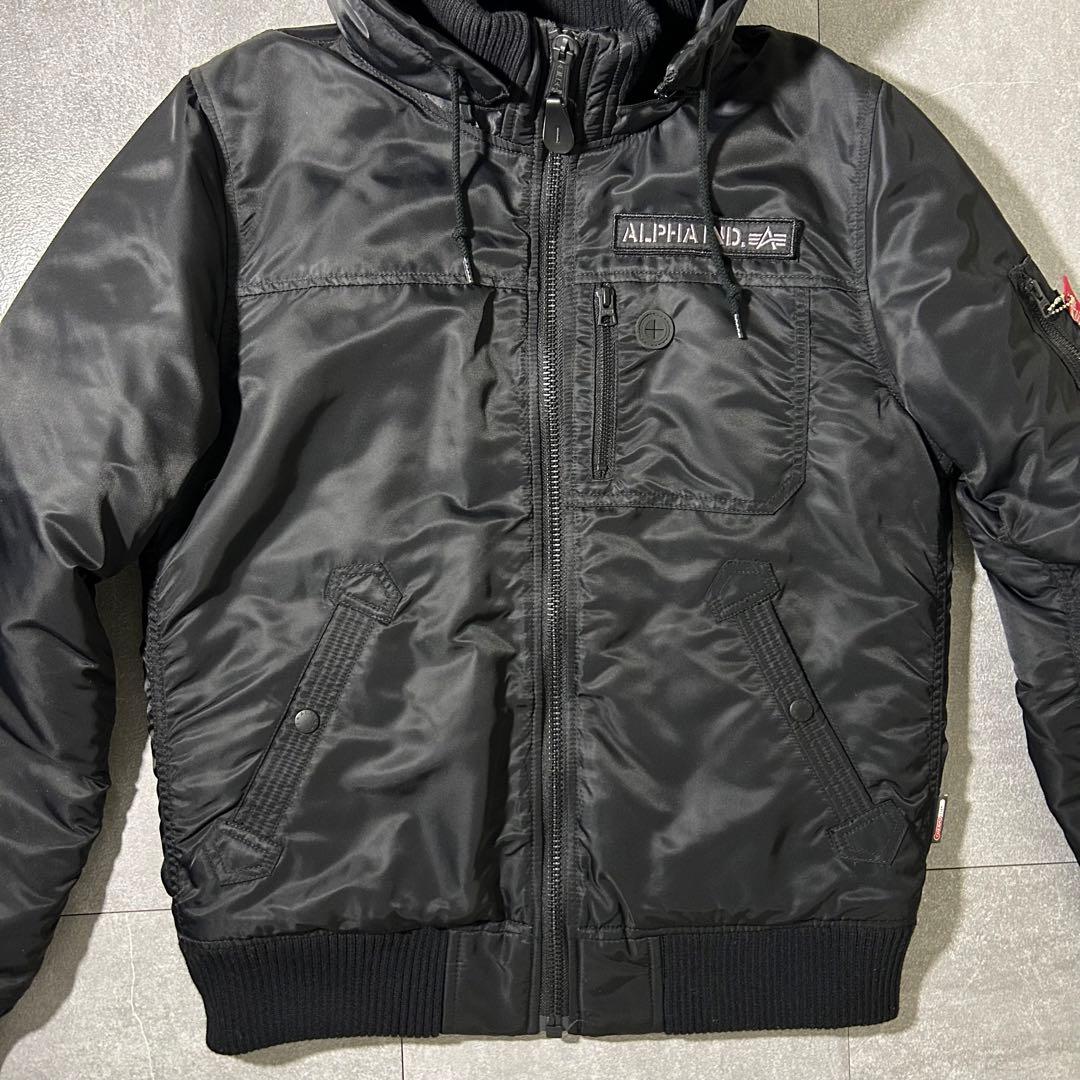 美品✨アルファインダストリーズ フーデッド リブジャケット 赤タグ