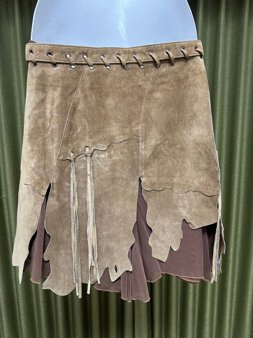 Snarl extra ウェスタンな雰囲気が可愛い！フリンジ付きスエードスカート