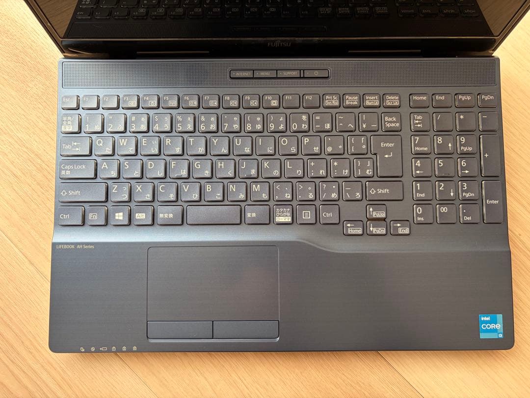 LIFEBOOK FUJITSU ノートパソコン 2023年製 15.6インチ
