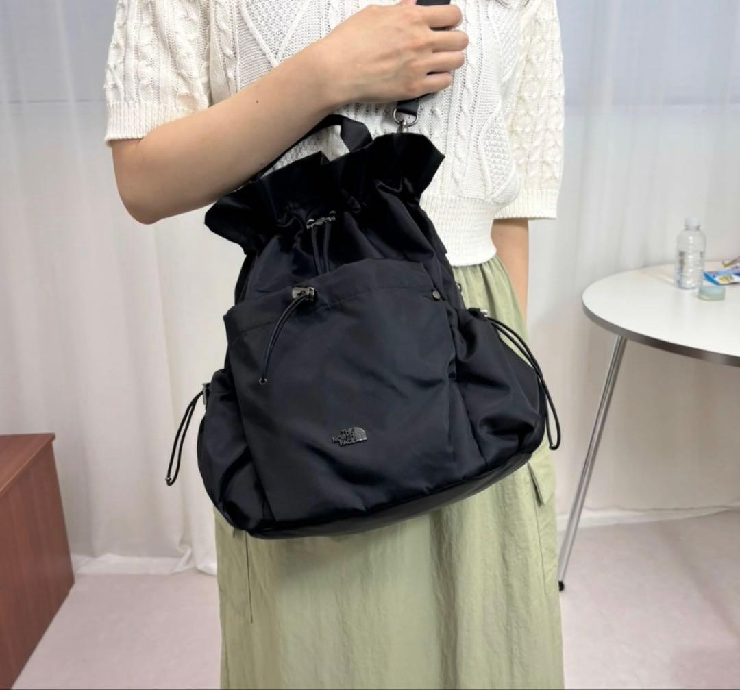 ノースフェイス　ホワイトレーベル　韓国限定リュック