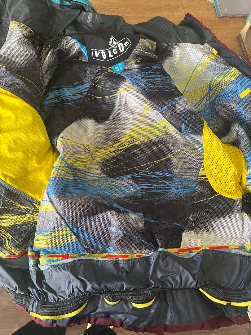 値下げ！Volcom スノーボードウェアセット Mサイズ