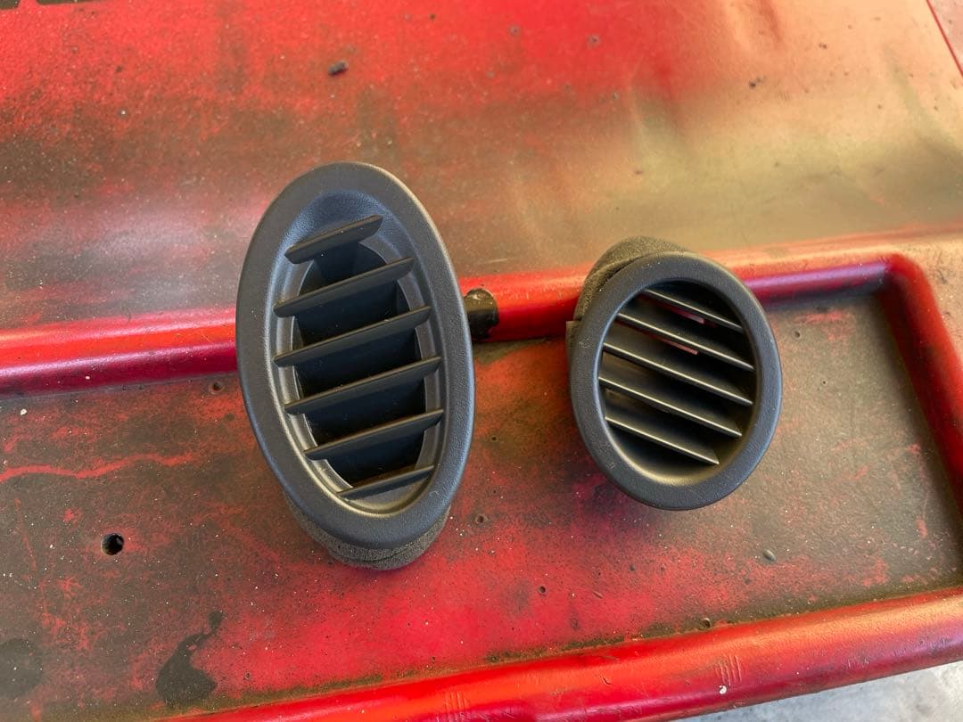 R32スカイライン エアコン吹き出し口