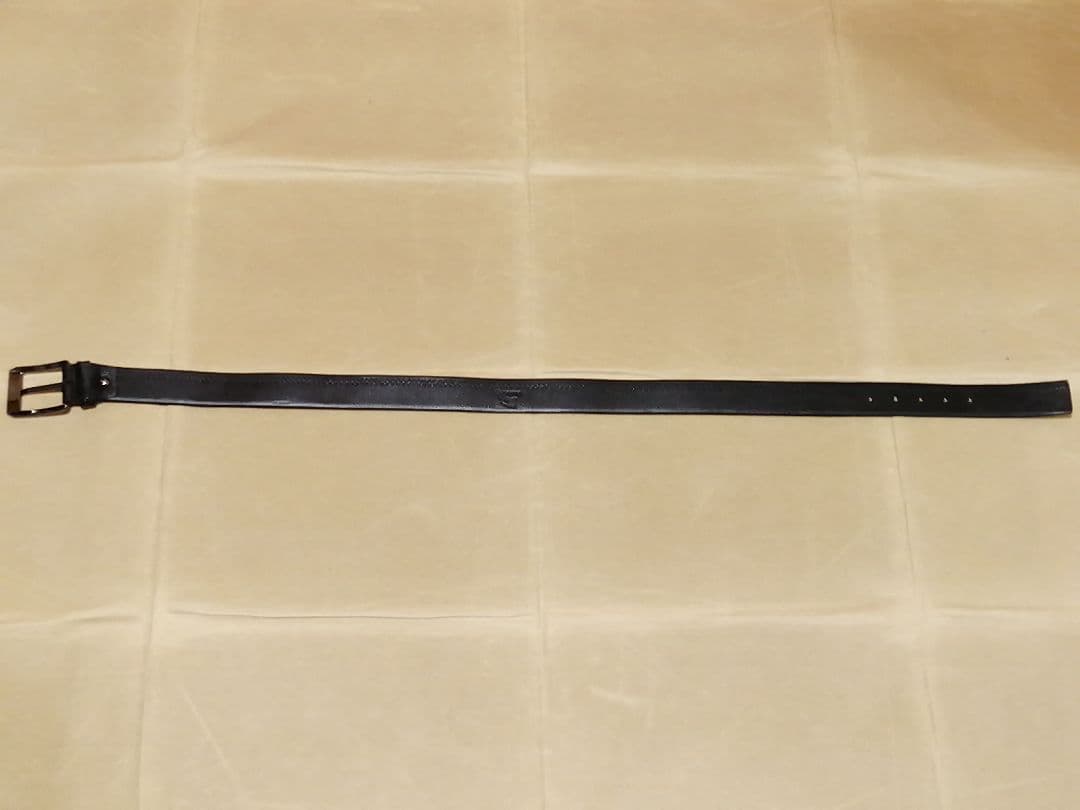 美品　BURBERRY　本革ベルト / 104程 ブラック×単色チェック＆ロゴ柄