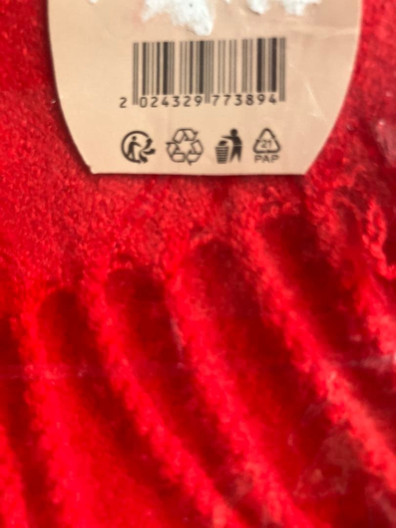 カシミヤストール高質　フランス製　鮮やか赤 大判 フリンジ付　新品札付き