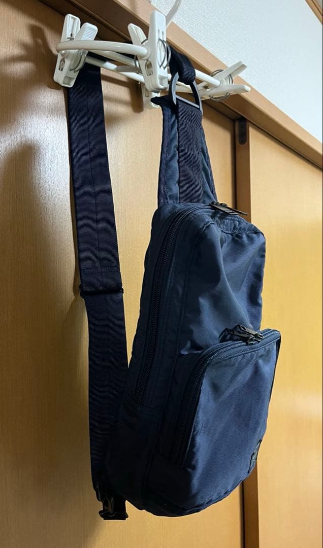 くまキリ！PORTER ポーター FLASH フラッシュ ボディバッグ