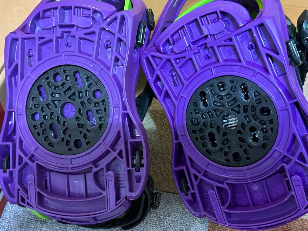 FLUX XF Sサイズ　22-23モデル15回ほど使用