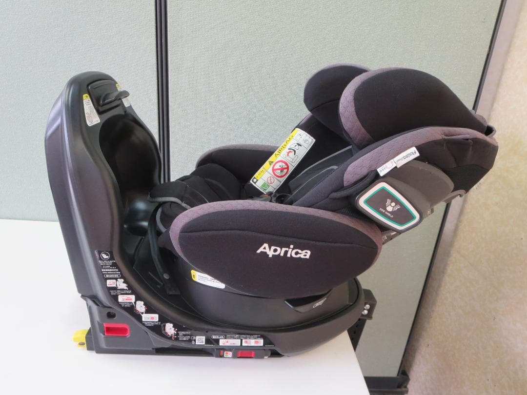 アップリカ　フラディアグロウISOFIXセーフティープラスプレミアムAB