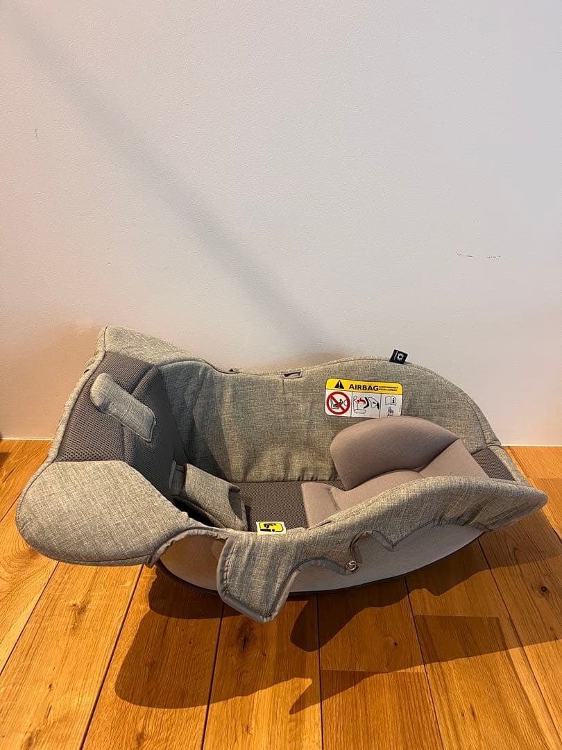 美品　チャイルドシート カバーは未使用品　i-Snug2 アイスナグ2 R129
