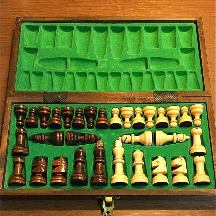 美品』チェス専門店 チェックメイトジャパン チェスセット - メルカリ