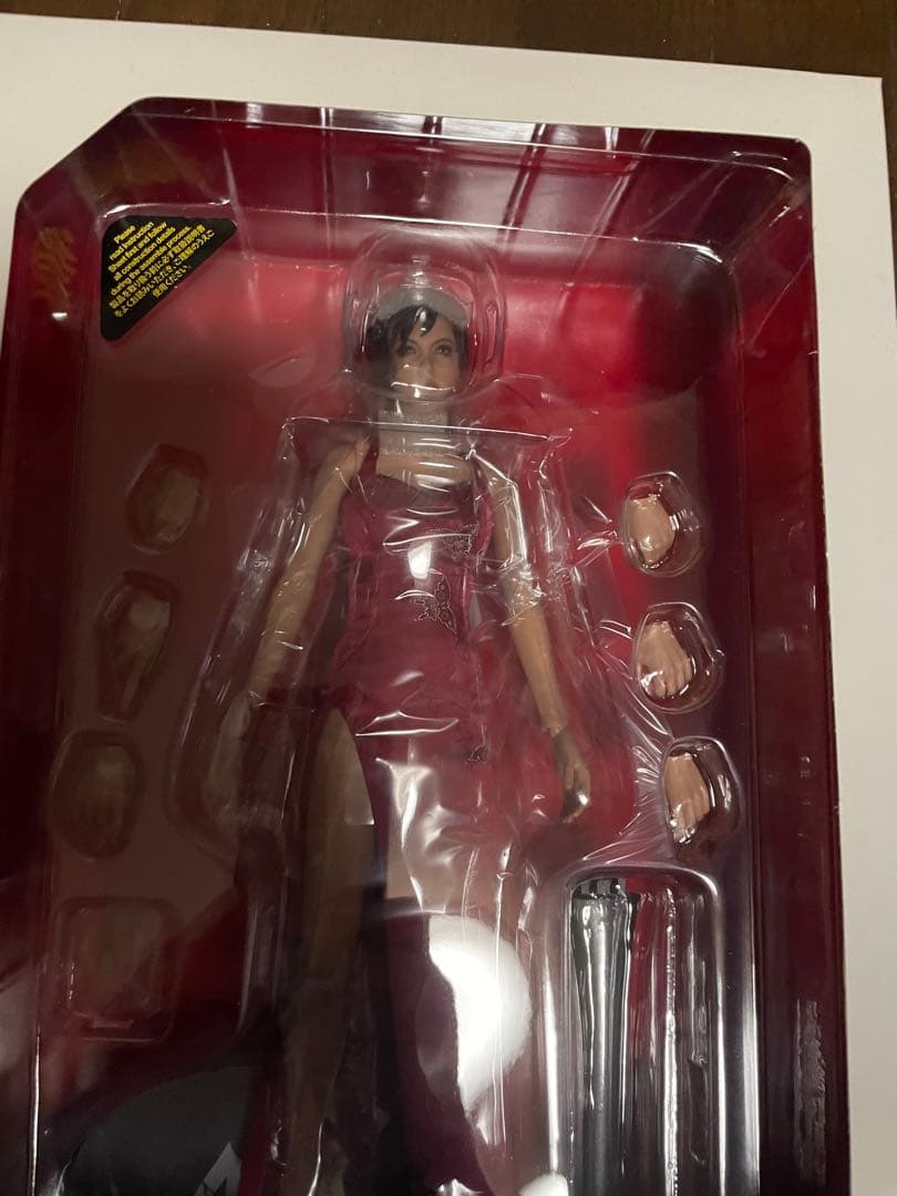 『バイオハザード4』ホットトイズ1/6スケールフィギュア　エイダ・ウォン