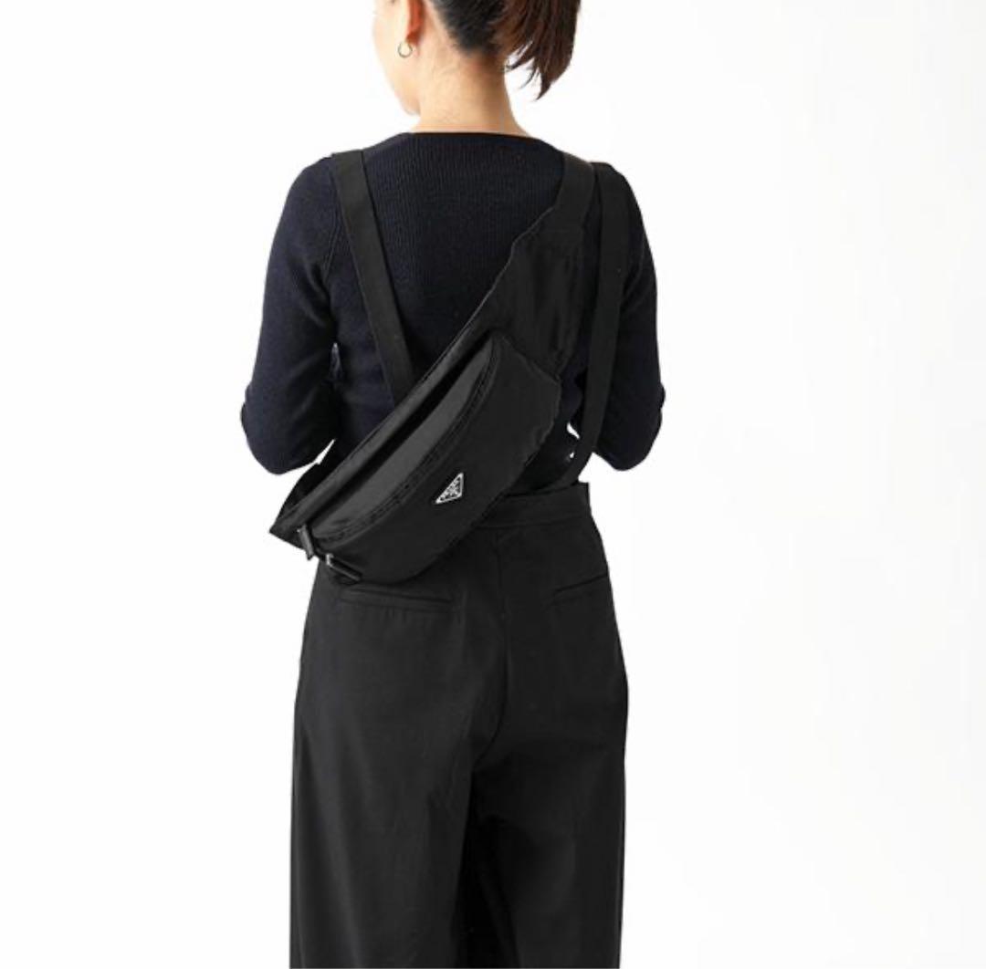 極美品✨プラダ ウエストバッグ テスートナイロン 三角ロゴ　PRADA