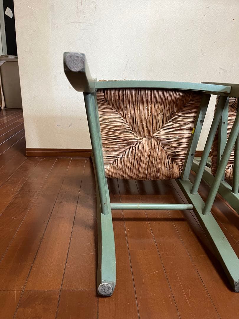 【ダイニングチェア】若草色(ライトオリーブグリーン)座面籐編み　2脚セット