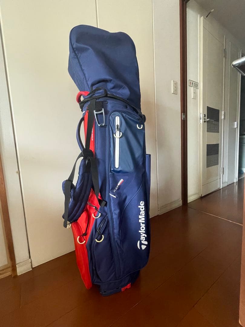 テーラーメイド　 ゴルフキャディバッグ　9.5型