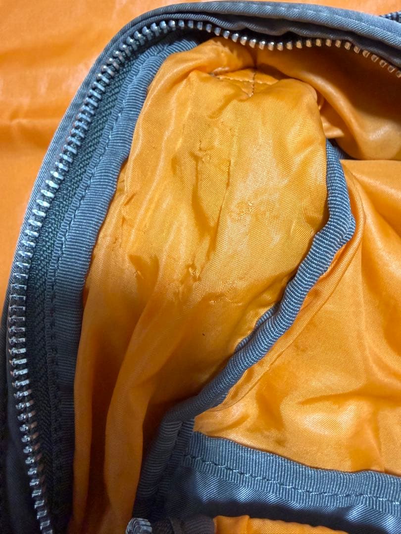 美品　PORTER　タンカー　リュックサック　デイパック　シルバーグレー