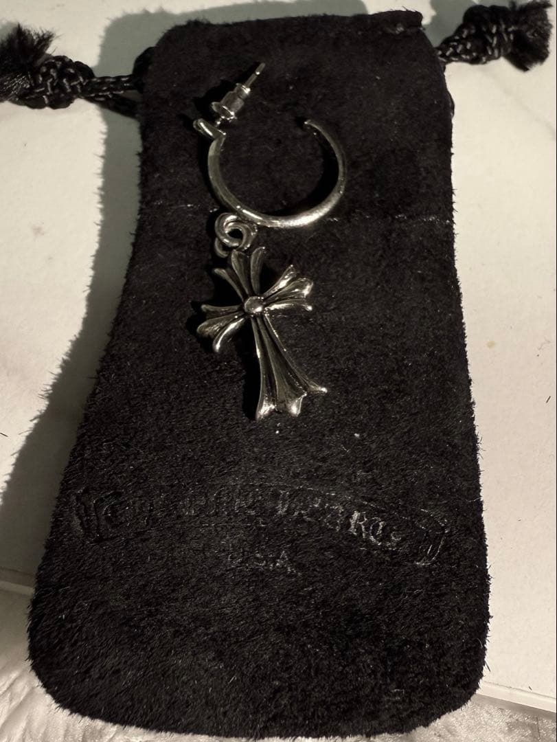 訳アリ早い者勝ち」 クロムハーツ タイニーCHクロス ピアス - メルカリ